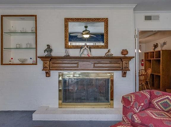 4th image of 7087 Brooks Ave