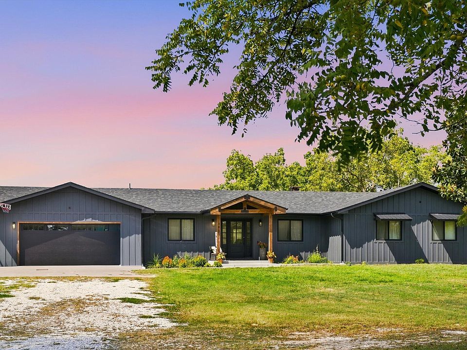 1st image of 493 Spring Creek Road