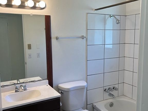 5th image of 12108 Edgewood Ave SW APT 2