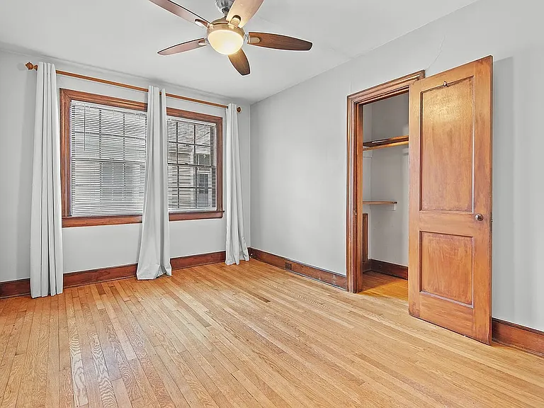 1114 N Buchanan Blvd — Photo 13