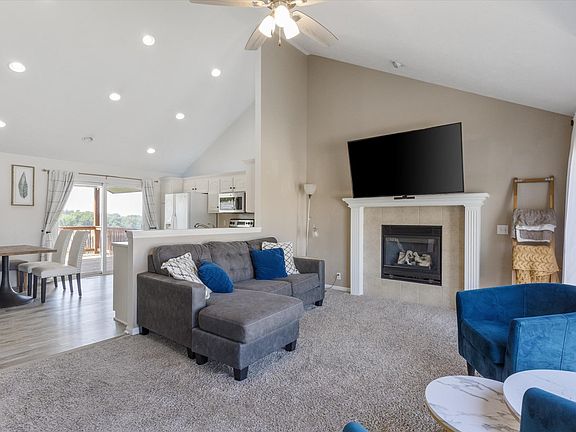 2nd image of 21522 Amber Cir