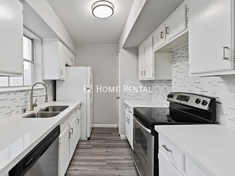 4154 Belle Park Dr #4154 — Photo 9