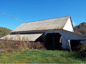3rd image of 6174 Highway 91 N