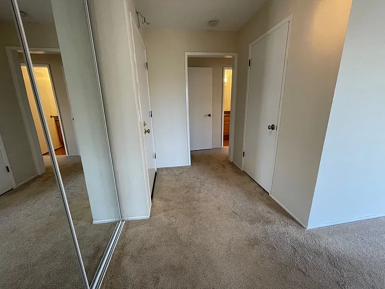 5 Commodore Dr #412 — Photo 7