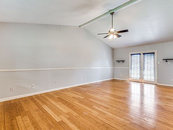 4th image of 5641 N Colony Blvd