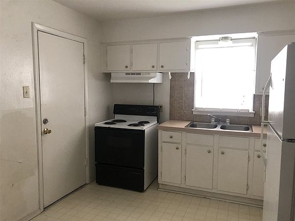 5th image of 2908 NW 24th St