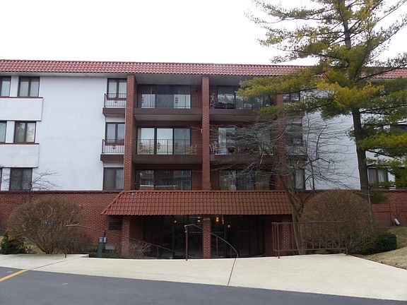 3rd image of 2046 Saint Johns Ave APT 3G