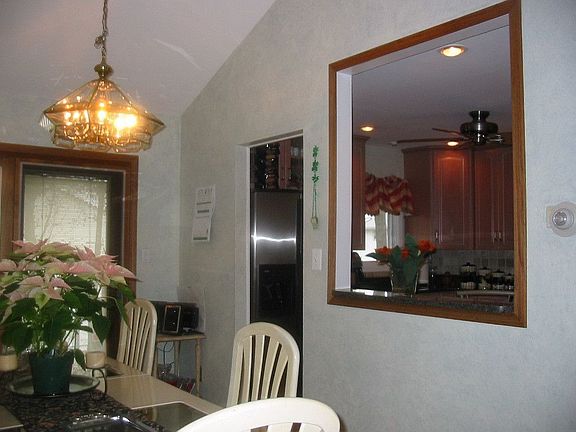 Dining Rm/KItchen