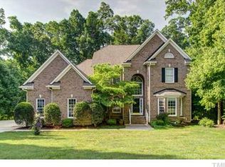114 Hogan Woods Cir, Chapel Hill, NC 27516
