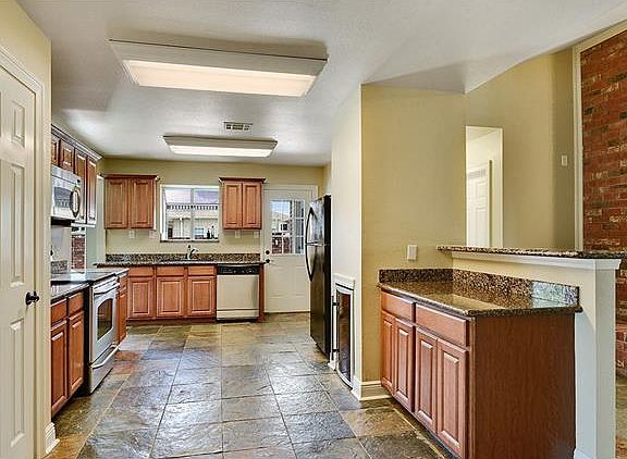 4th image of 1208 E Genie St