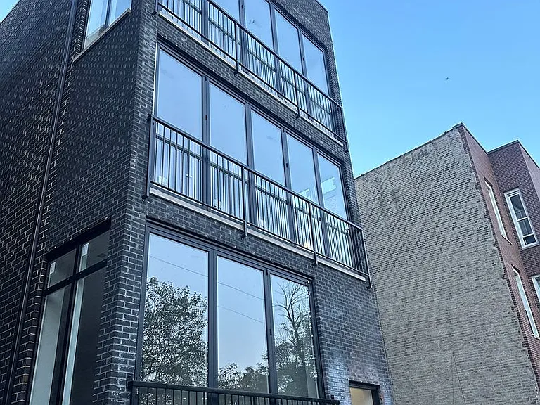 1635 S California Ave — Photo 14