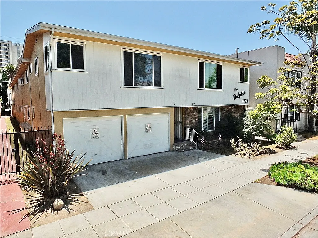 1 bed, 644 sqft, $2,300 — Photo 1