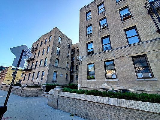 2nd image of 86-30 98th St #4R