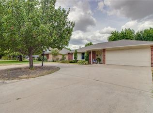 306 Floyd St, Waxahachie, TX 75165