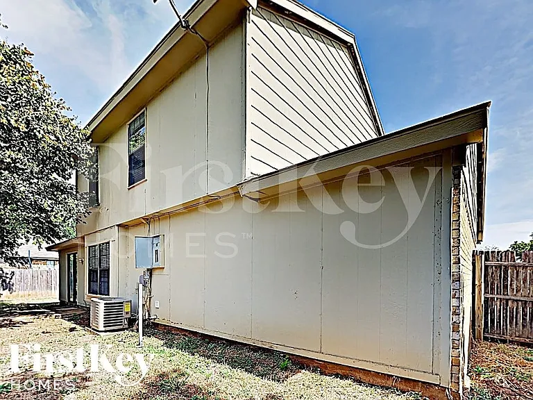 2805 Galemeadow Dr — Photo 14