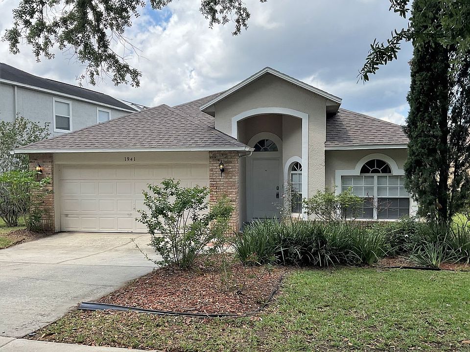 1st image of 1941 Westpointe Cir