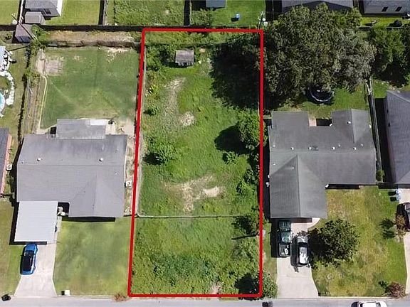 2nd image of 3400 Harvey St