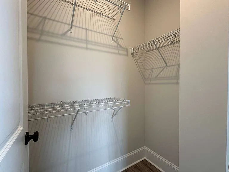 216 Aquinas Way — Photo 18
