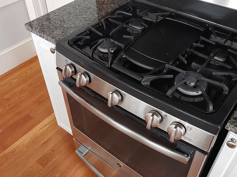 63 Leyden St #3 — Photo 12
