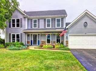 603 Holly Ct, North Aurora, IL 60542