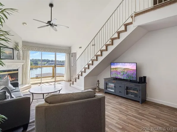 1481 Ledges Dr #842, Osage Beach, MO 65065