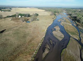 18883 W Island Rd, Maxwell, NE 69151