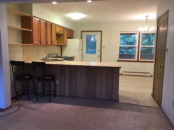 2nd image of 2081 Mary Ellen Ln