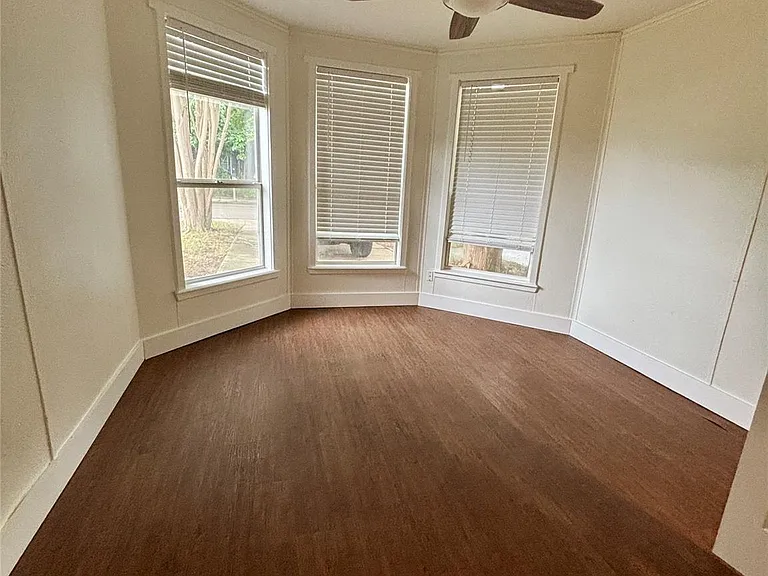 1115 Haynes St — Photo 12