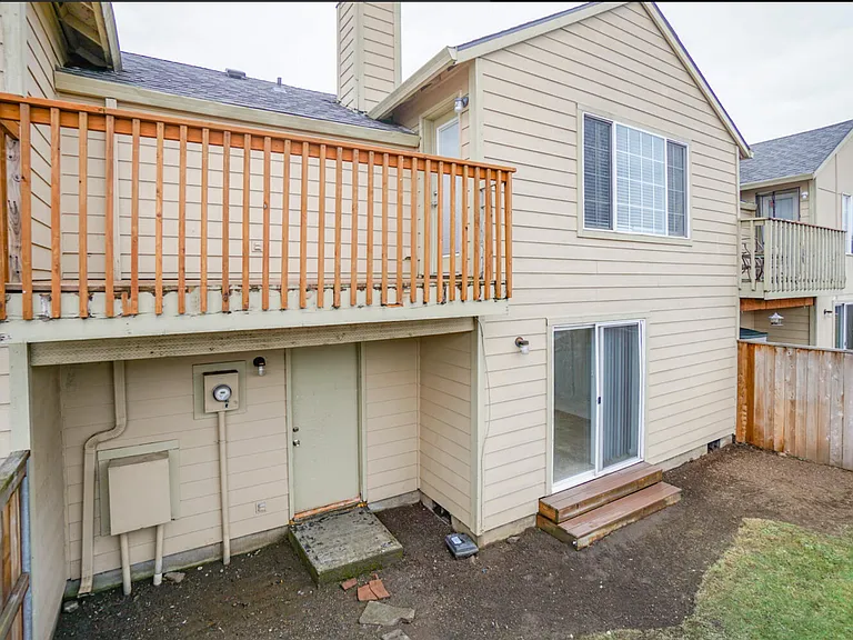 Park Crest Townhomes — Photo 18