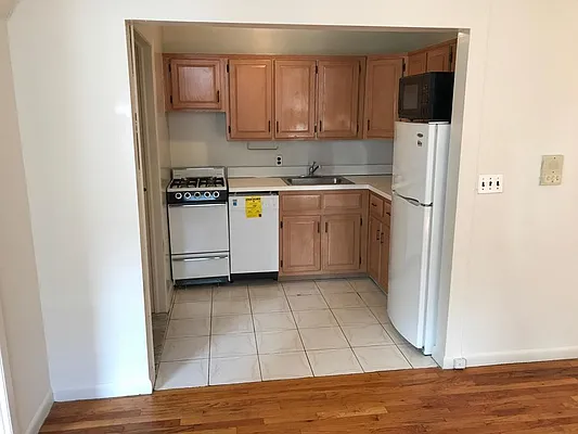 Rented by LG Fairmont Group | media 26