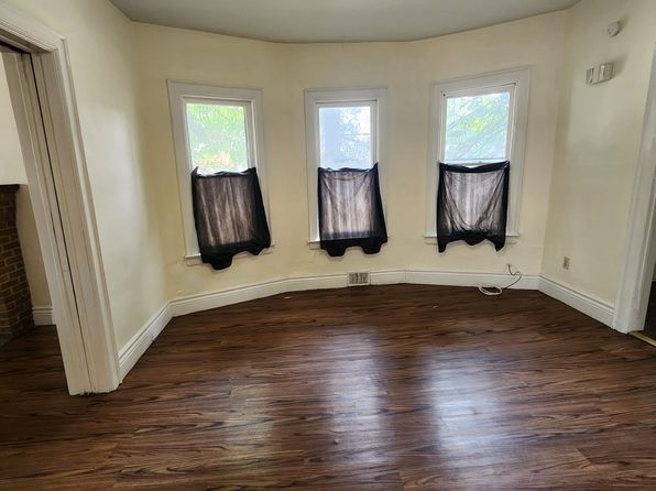 1441 E Delavan Ave APT 1