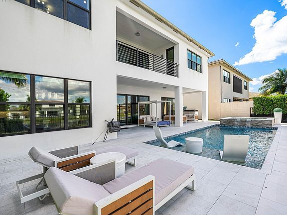 3rd image of 8805 New River Falls Road