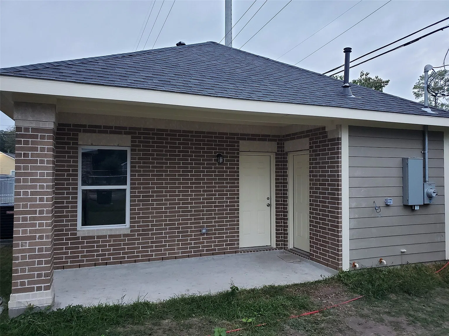 2 bed, 1.0 bath, 1105 sqft, $1,400 — Photo 4