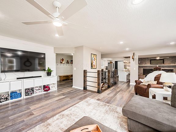 5th image of 623 Parkway Dr