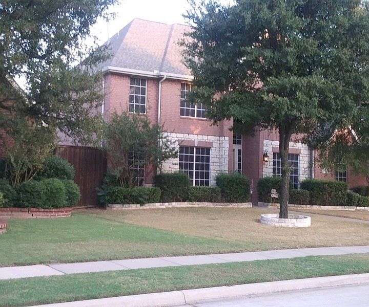1st image of 5722 Stowell Dr