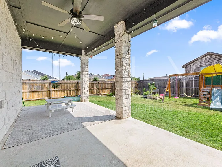 129 Seattle Slew Dr — Photo 42