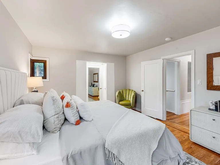6048_Chelton_Dr Oakland California 30_07262026