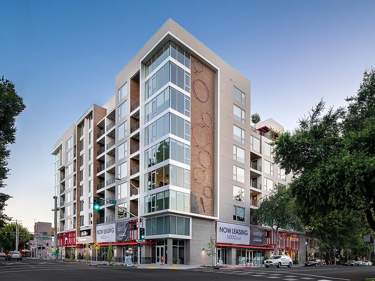 1430 Q Apartments — Photo 64