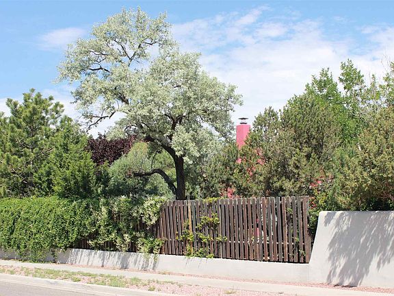 3rd image of 969 Camino Oraibi