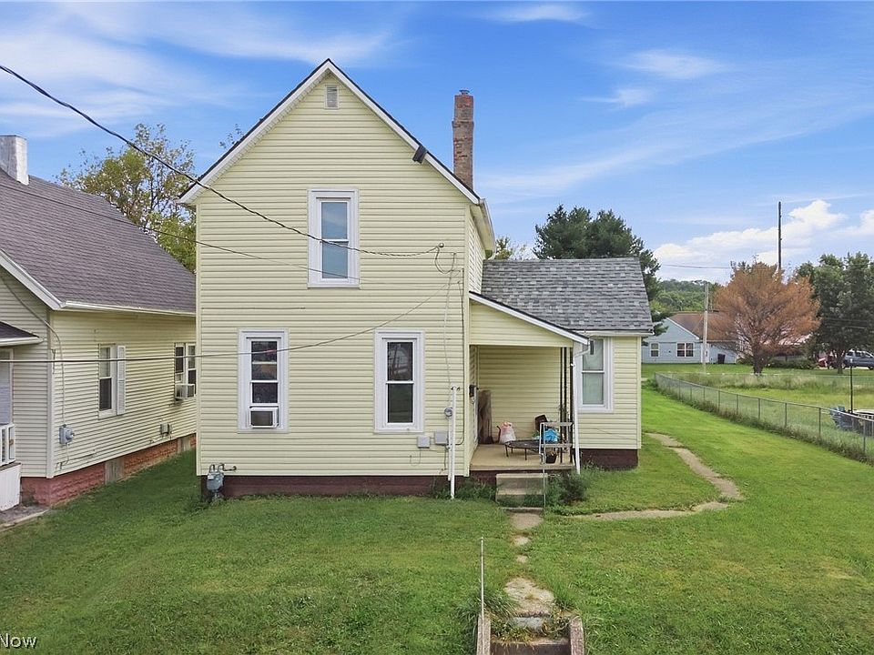 1st image of 426 4th Ave