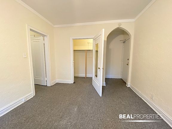 3rd image of 4829 N Damen Ave #4829212