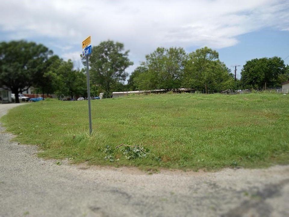 1st image of 1130 Lynda Ln