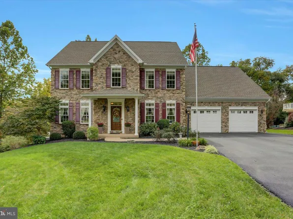3414 Canyon Crk, Mechanicsburg, PA 17055