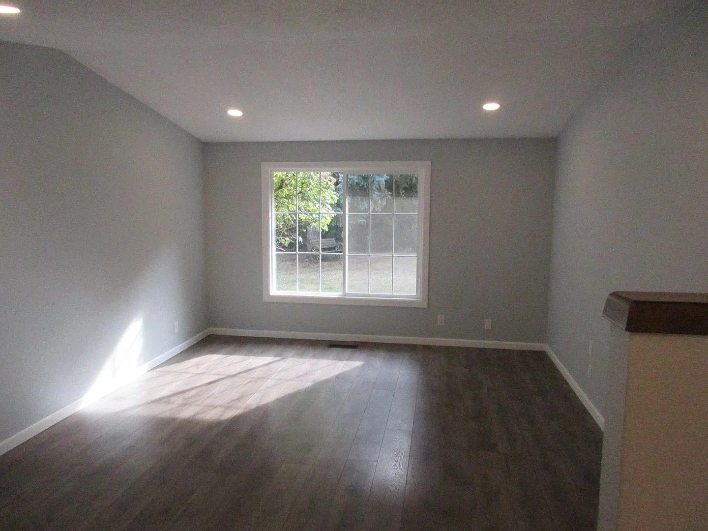 Well Maintained Three Bedroom Home in South Salem — Photo 3