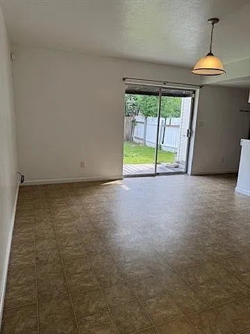 3708 Saratoga Dr — Photo 5