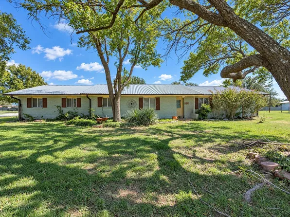 1005 Steadham Rd, Loving, TX 76460