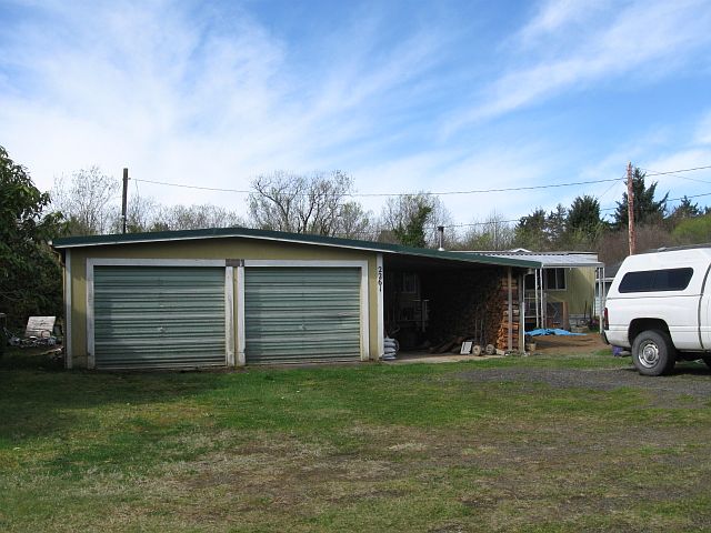 2nd image of 2261 S Pleasant Dr