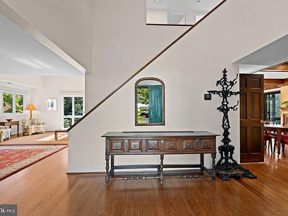 5th image of 11023 Thistle Brook Ct