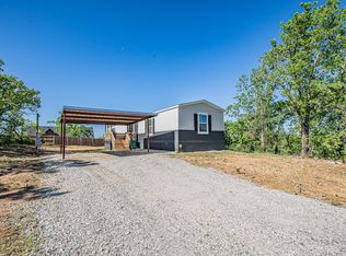 335 Overland Trl, Bridgeport, TX 76426