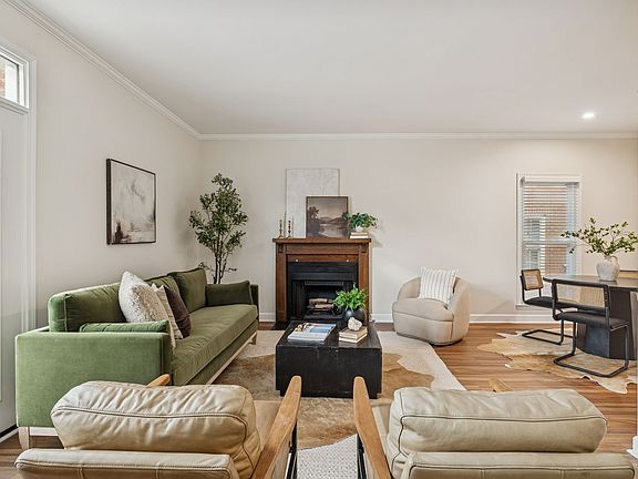 4th image of 1107B Clifton Ln #B
